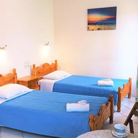 Apartment Marias' Quiet With Parking, Walk To Town *